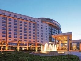 Mövenpick Ambassador Hotel