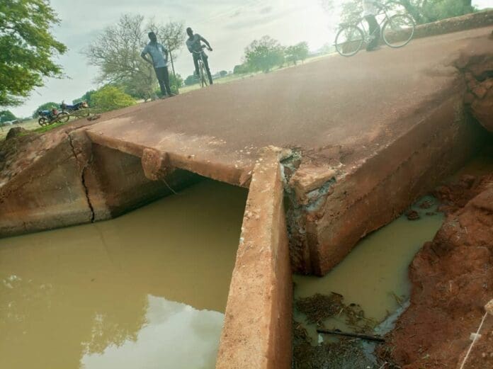 collapsed bridge