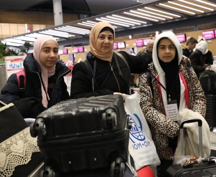 Syrian families departing from Türkiye to Spain. Photo: Begüm Basaran/ IOM 2023
