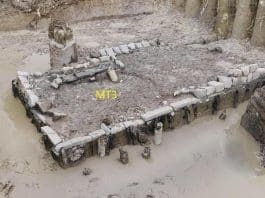 Photo shows a part of the ruins of the No. 3 dock at the archaeological site of the Shuomen ancient port in Wenzhou, east China's Zhejiang province. (Photo courtesy of Liang Yanhua)