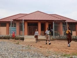 Photo taken on Oct. 31, 2023 shows a multimedia library built from recycled plastic bottles in Kokrobite, a fishing community on the outskirts of Accra, Ghana. (Photo by Seth/Xinhua)