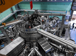 Photo shows the Experimental Advanced Superconducting Tokamak (EAST), known as China's "artificial sun" at the Institute of Plasma Physics, Chinese Academy of Sciences in Hefei, east China's Anhui province. (Photo by Wu Fang/People's Daily Online)
