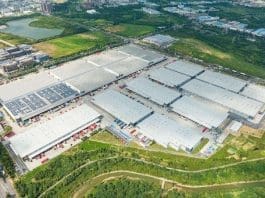 Photo shows a logistics park of JD.com in Hefei, east China's Anhui province. (Photo by Yuan Bing/People's Daily Online)