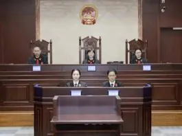 Photo shows the judicial team handling the case. (Photo from the official account of Ningbo Maritime Court on WeChat)