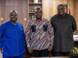 Sam George, Minister for Communication, Digital Technology and Innovations (middle) flanked by Alex Okyere, MD of MultiChoice Ghana (left) and the Board Chairman of MultiChoice Ghana (right)