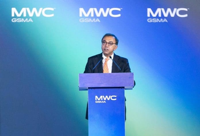 Africa’s Mobile Sector Generates 220 Billion Dollars Despite Persistent Digital Divide