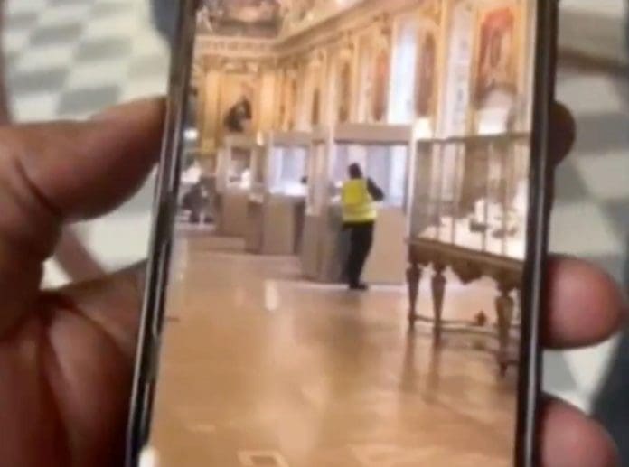 Video Shows One Suspected Louvre Ce Video Shows One Suspected Louvre Ce